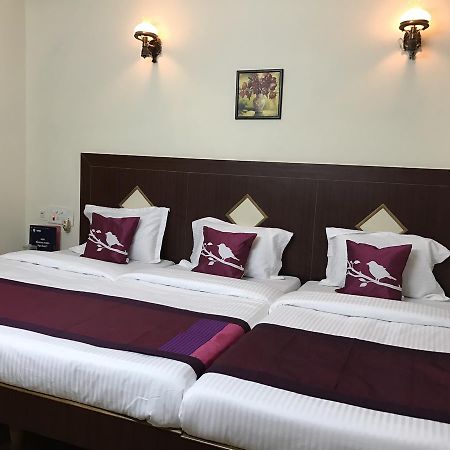 Akg Lodge Kanchipuram Eksteriør bilde